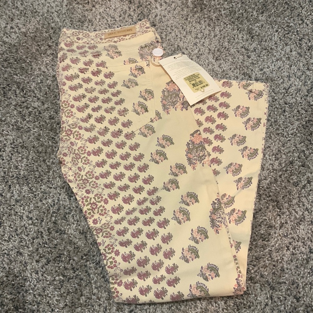 Victoria Skinny Bohemian Floral